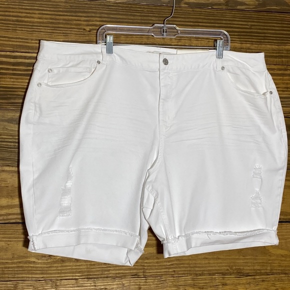 Plus Size White Distressed Denim Shorts - Picture 7 of 10